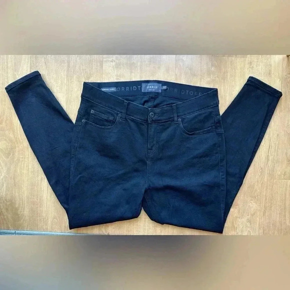 Torrid Bombshell Skinny Premium Stretch High-Rise Jean, Black, Size 18R - Picture 5 of 16